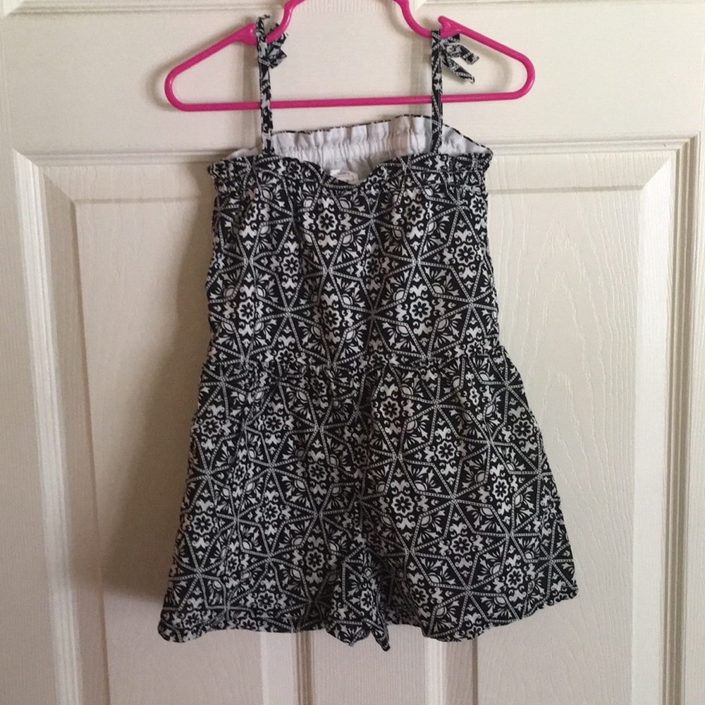 Patterned Romper - Picture 2 of 2